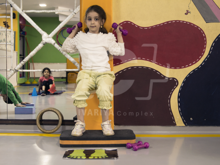 تجهیزات مجموعه تخصصی ایواریا سالن کودکان