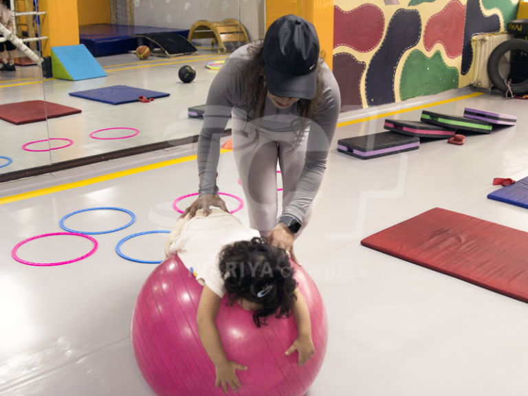 تجهیزات مجموعه تخصصی ایواریا سالن کودکان